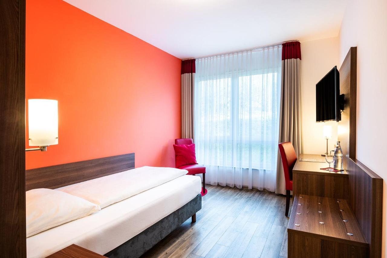 Schroeders Wein-Style-Hotel トリーア エクステリア 写真